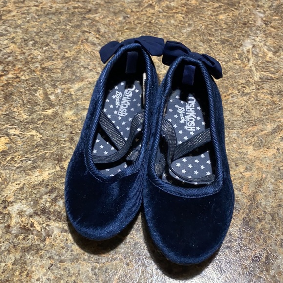 Shoe - Picture 4 of 5